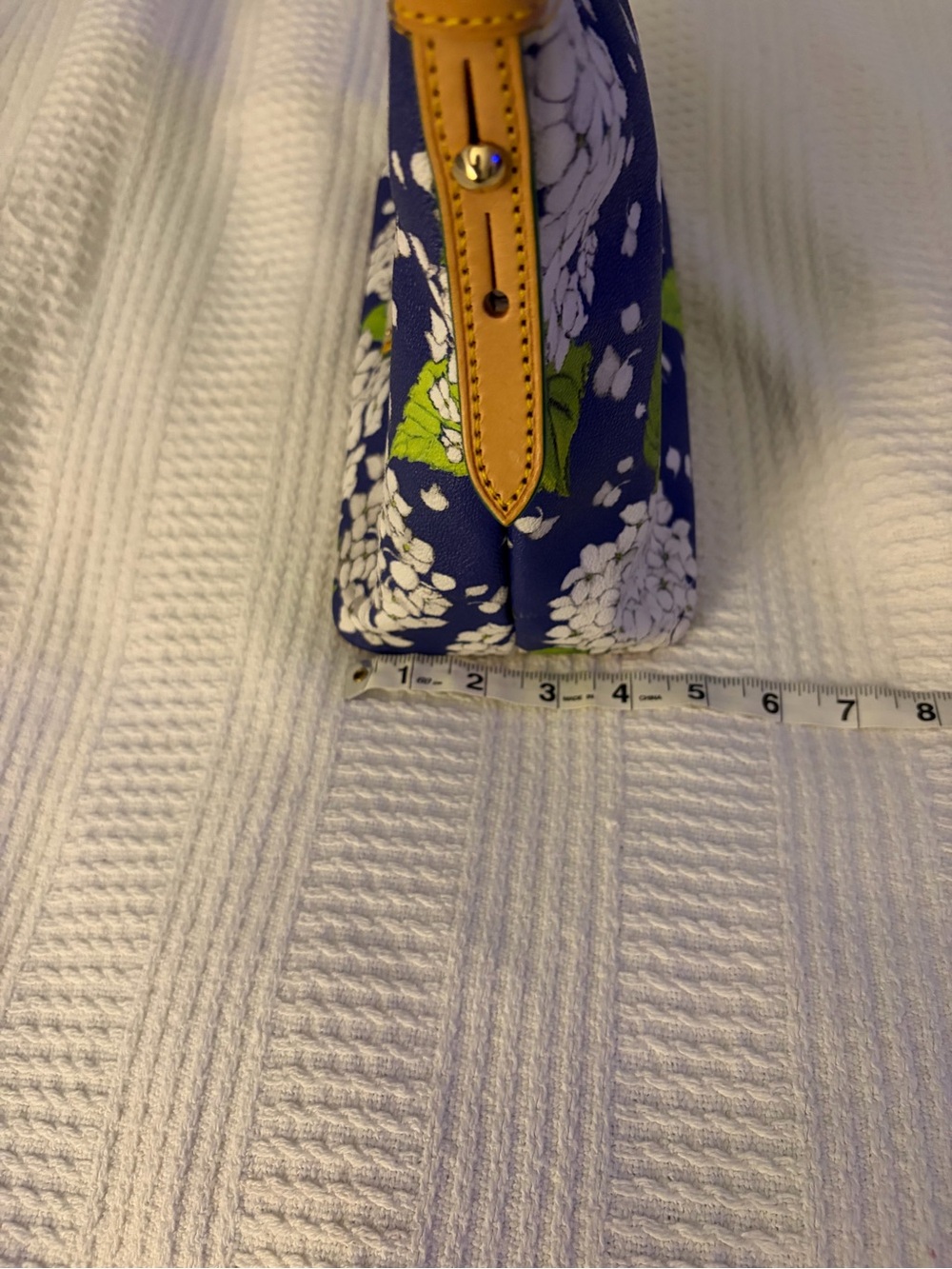 Dooney & Bourke Navy Blue Hydrangea Floral Shoulder Bag with Tan Trim - Picture 15 of 15